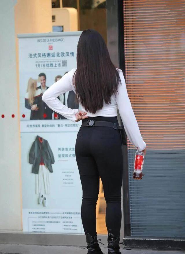 半透瑜伽裤怎么搭_瑜伽裤美女(2)