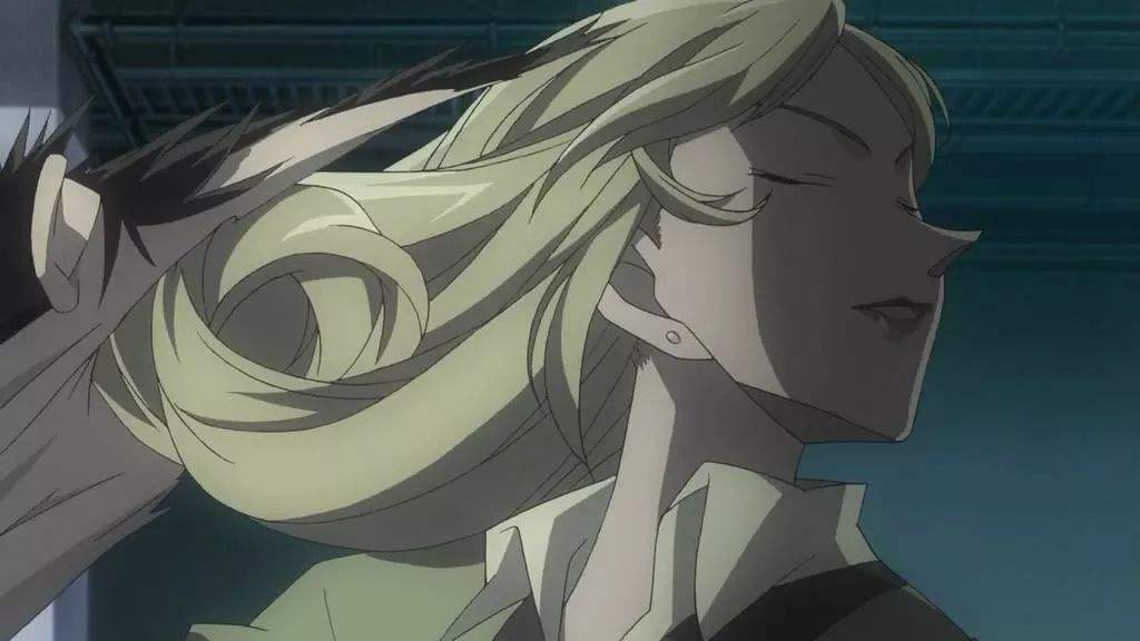 名侦探柯南贝姐的不老之谜是不是因为aptx4869而没有变老