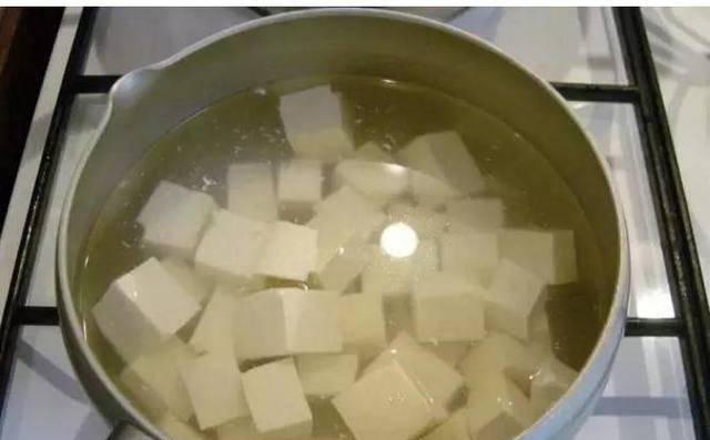 炖豆腐能放醋吗 6cd53c9c9b1b4676a1e7cd84bf7001a9.jpeg