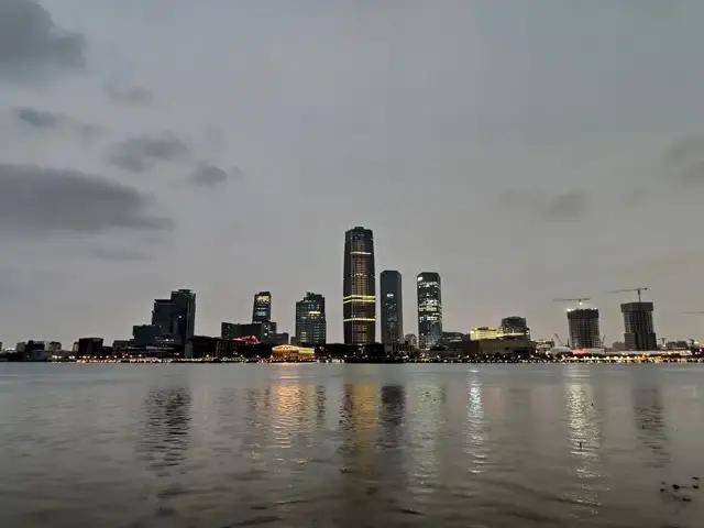 手机|真话评测OPPO FIND X3：差点让iPhone成了“备胎”