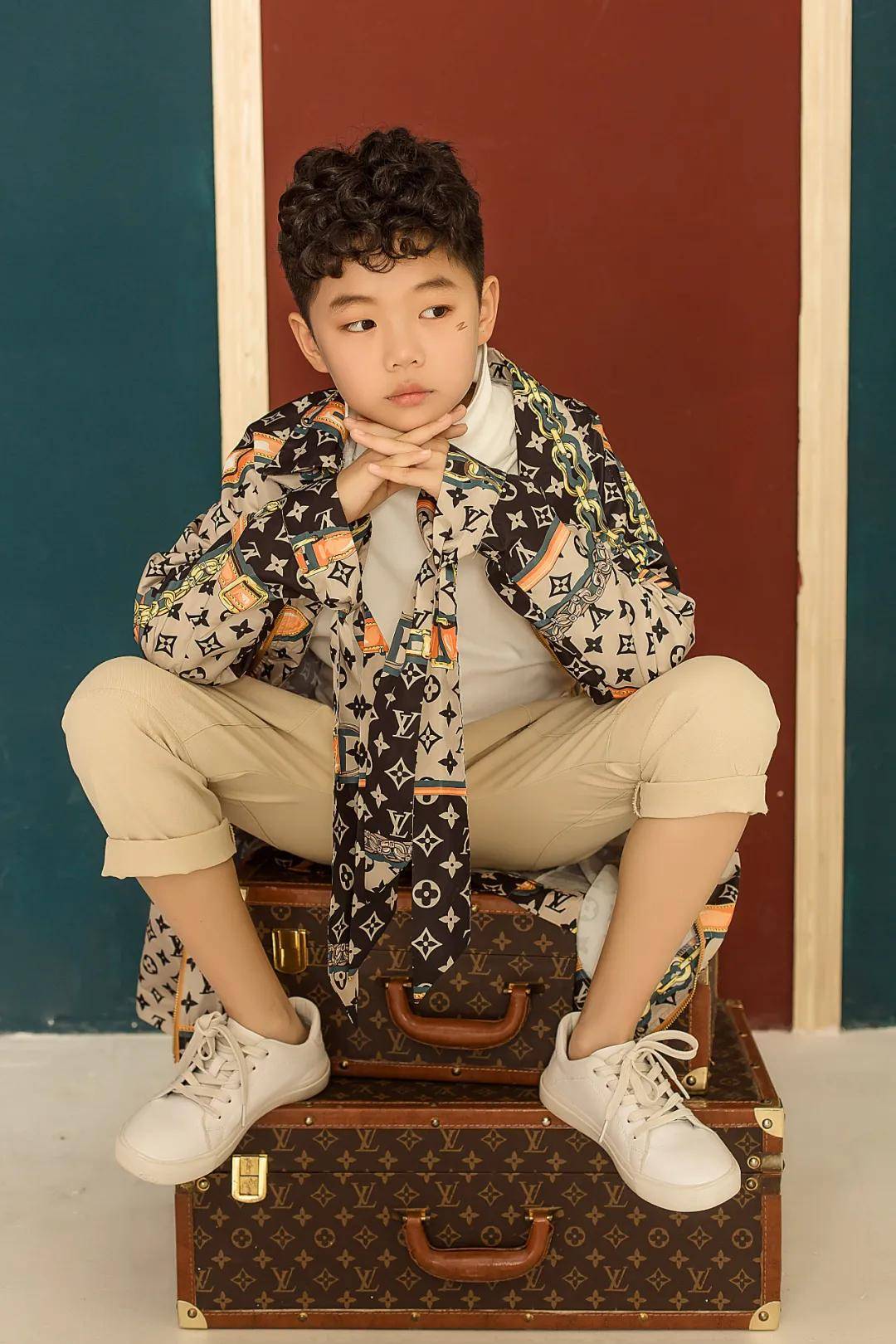 小超模蔡天 荣获全球总决赛童模组 全球人气季军!