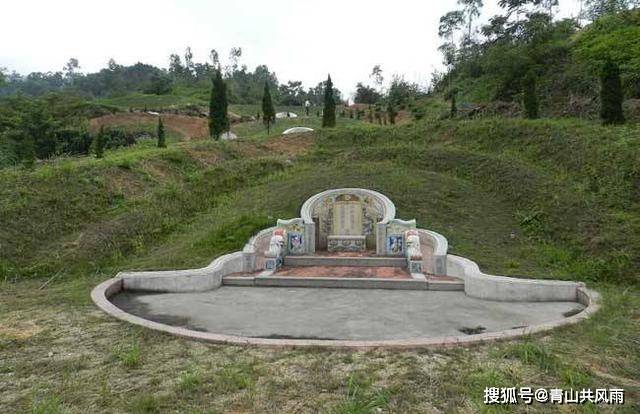 周公解梦，迁走爷所奶奶坟墓的含义与启示
