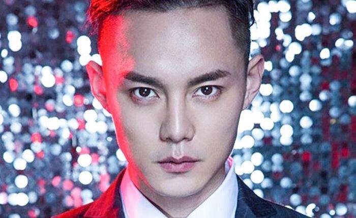 十大男明星排行榜_近期人气猛涨的85后男明星TOP10,任嘉伦李肖逸王彦霖领衔!