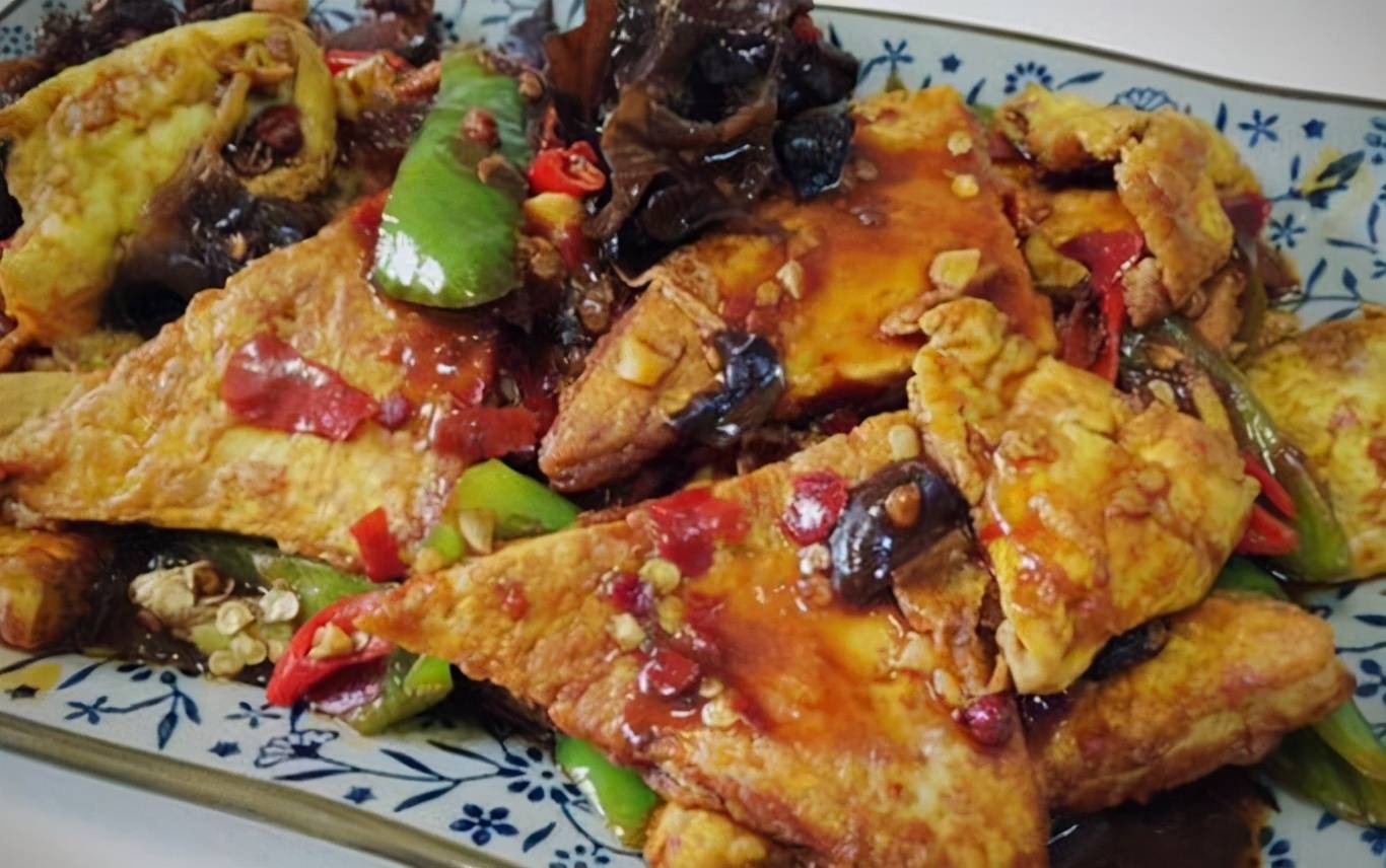 原创
40余款家常菜肴分享,熟悉的爱的味道,选几道为爱下厨吧