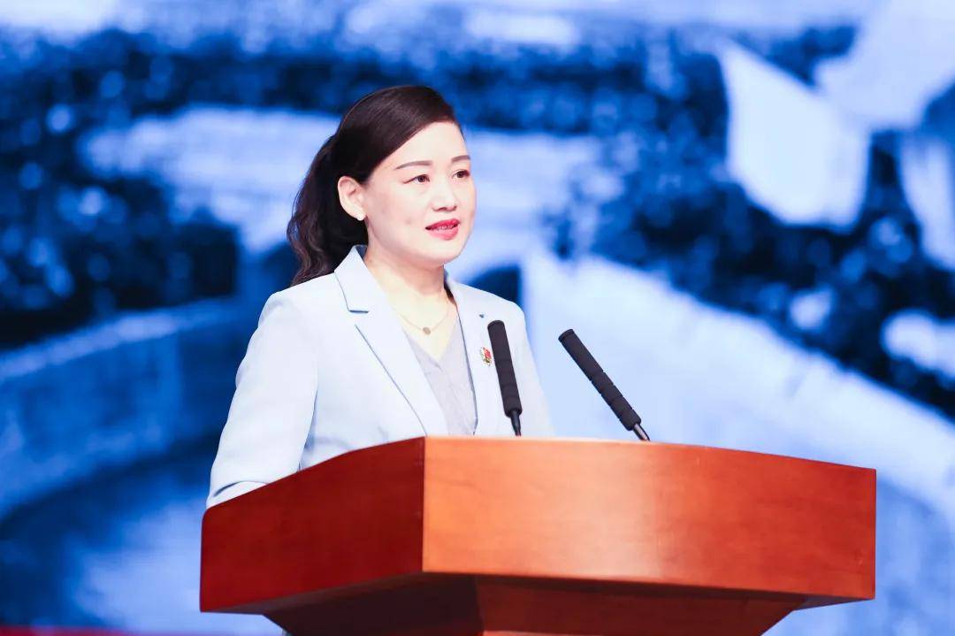 逐梦壮丽事业党史中的巾帼力量大宣讲安阳报告会举行