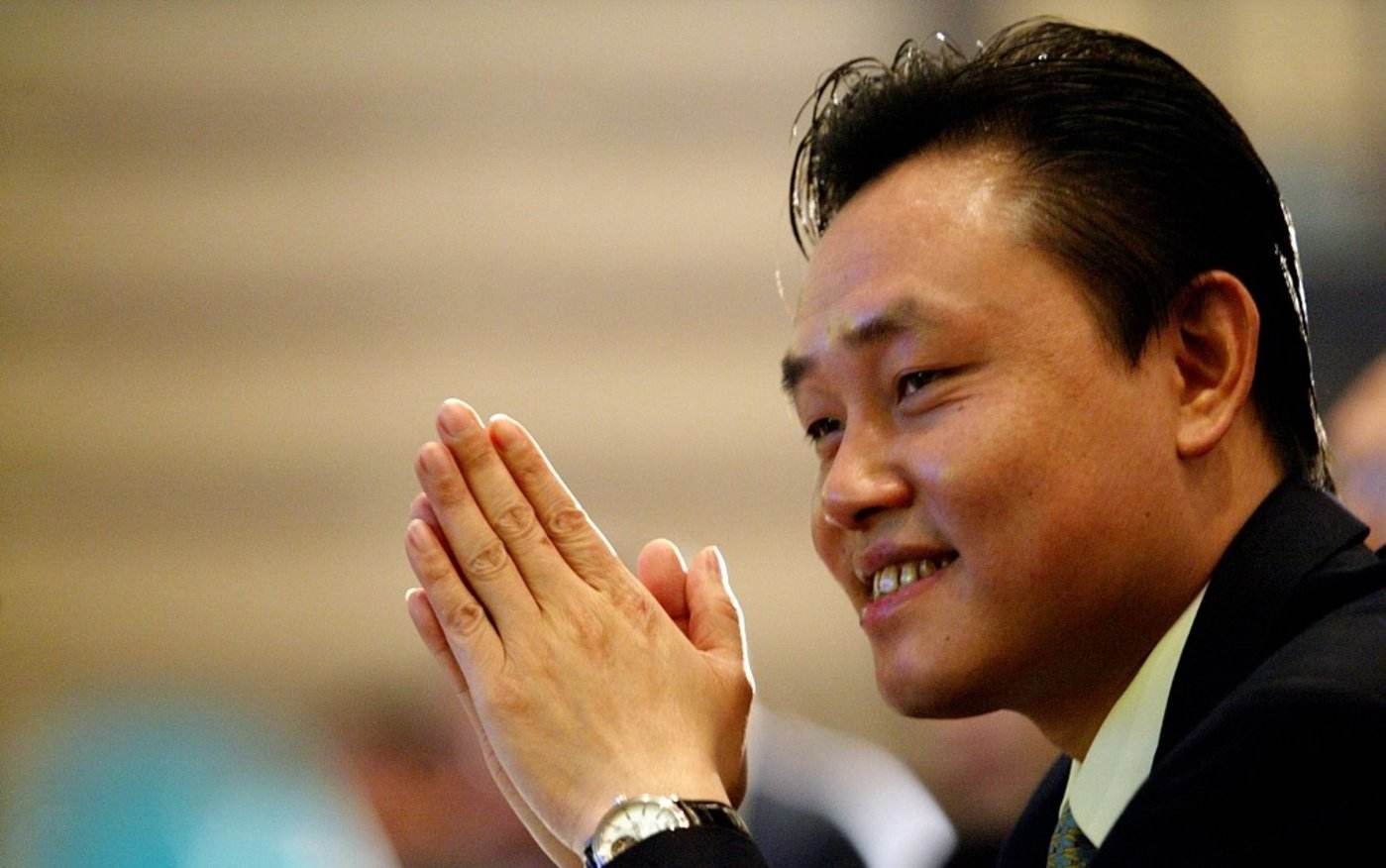 国美黄光裕的美讯保壳金泰也挂星了中国首富兄弟在济南咋了