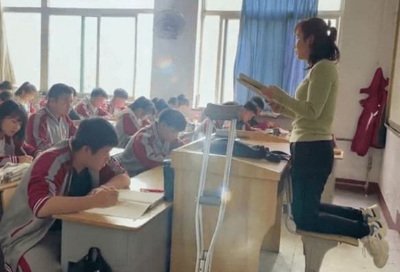 老师免费讲课视频 d9f94a7cd85c422a8b97ea32e1c85e22.png