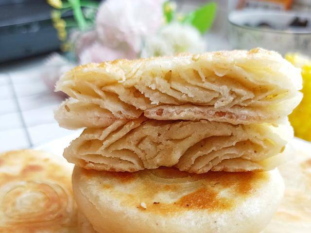 怎么样煎面饼好吃窍门 f06fbb5c3cdb49af9c0d3f633eab023d.jpeg