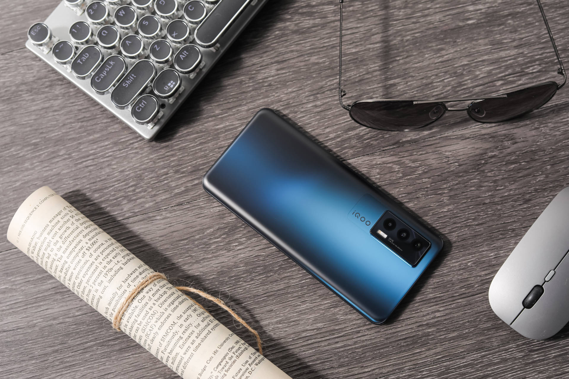 iqooneo5亮点解析强悍与极致不限于性能