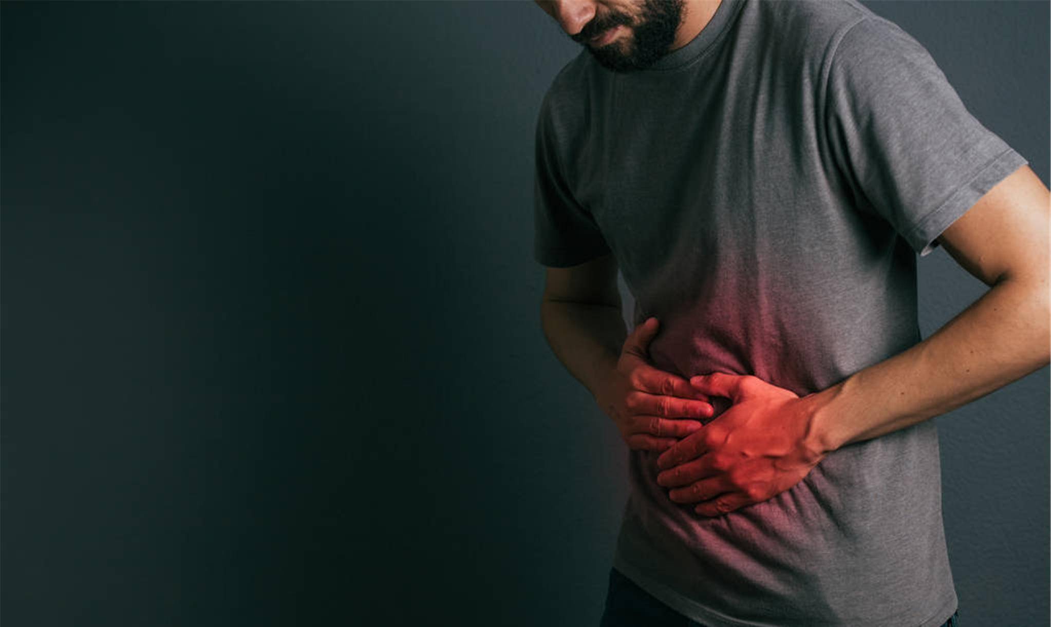为什么胃溃疡会引起胃穿孔？