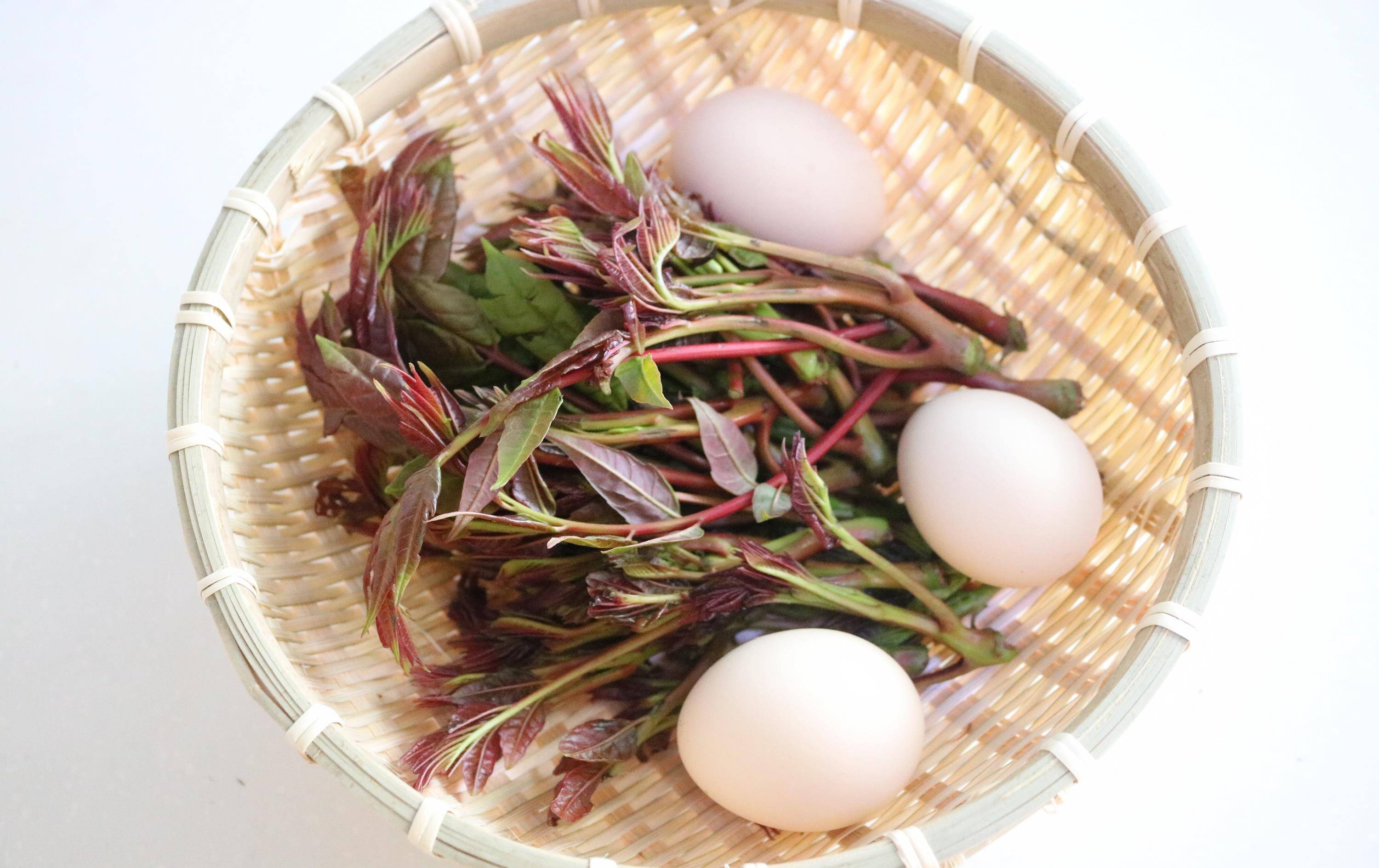 谷雨时节,这2种时令蔬菜赶快吃,错过再等一年!_香椿