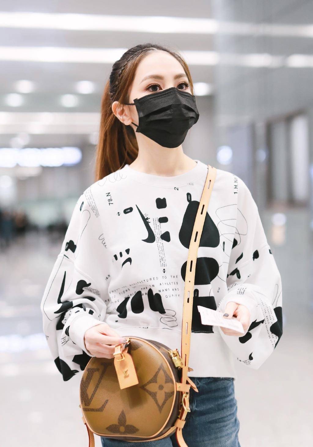 邓紫棋终于争气了一回,牛奶衣 高马尾超少女,瞬间嫩回到19岁!