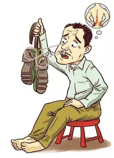 郴州骨科医院提醒您:膝盖好不好,看你的鞋底磨损情况就知道!