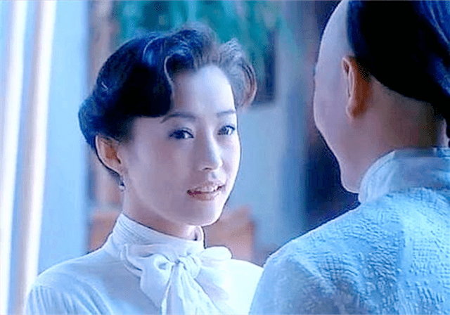 十三姨的扮演者都有谁 15eaaf64cd5b4142a30f2031fcbd4270.png