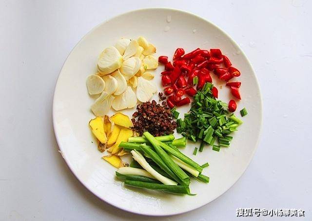 回锅肉的家常做法不用酒 9155bddf3a76459ca49c6c277697362c.jpeg