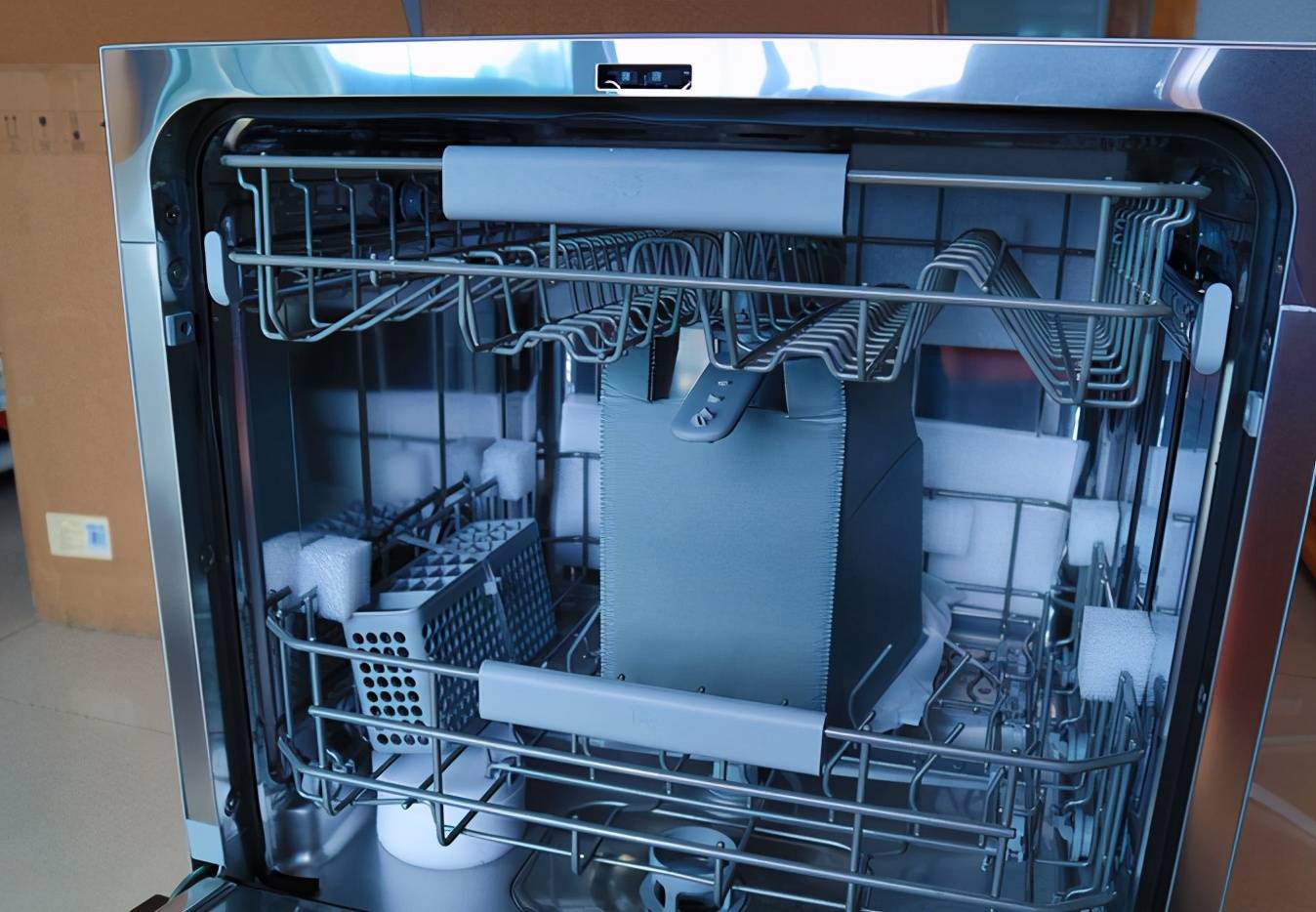 完美平替!小厨房无损安装嵌入式洗碗机实例分享