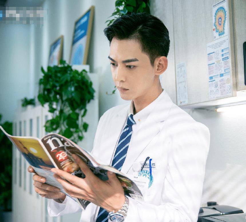 《小确幸》终于到了表白环节诶,接下来就是嗑糖了,给我搞起!_温少卿