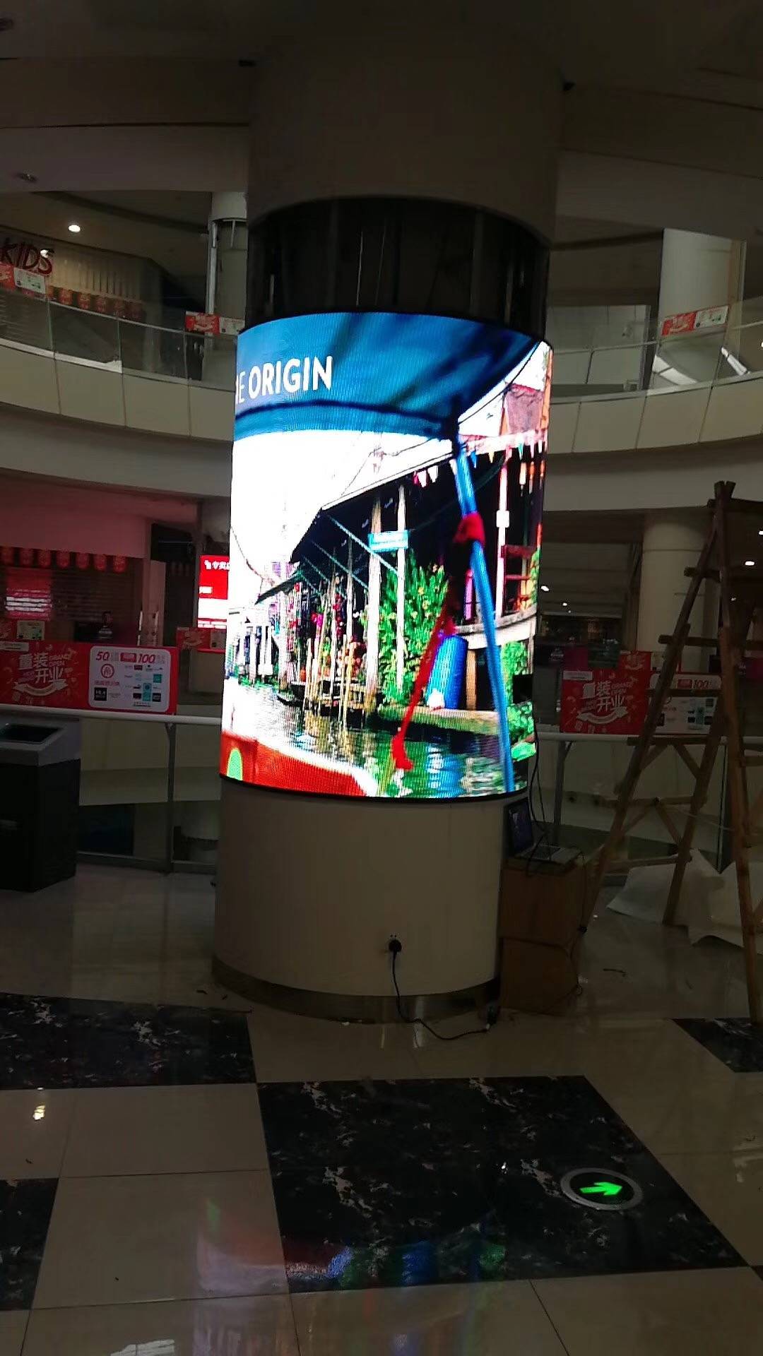 圆柱形led显示屏案例