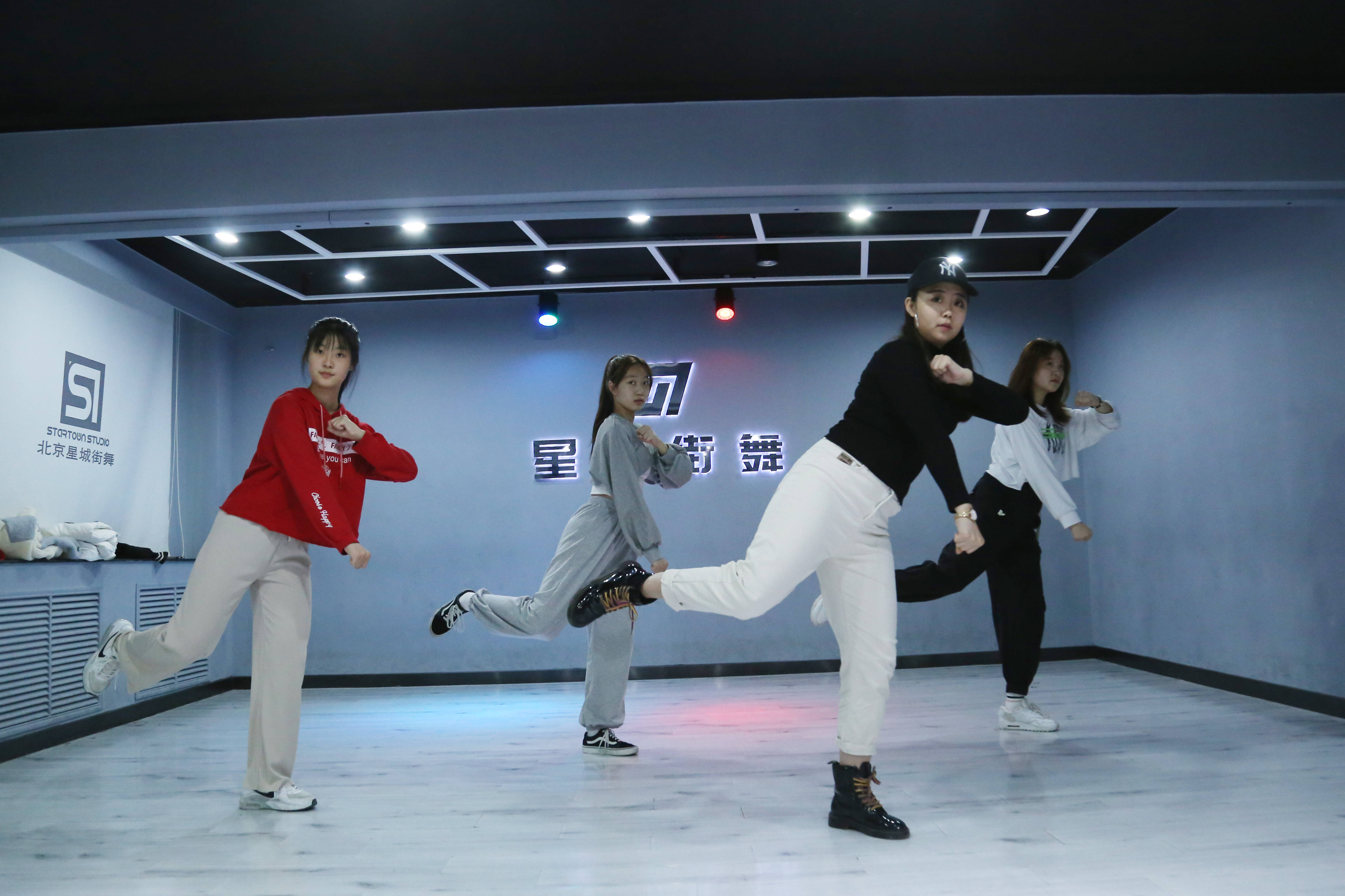 跳舞要怎么样才好看