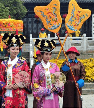 中国的著名孝子 0b7fb91a4e48415cb834826cda34d1ed.png