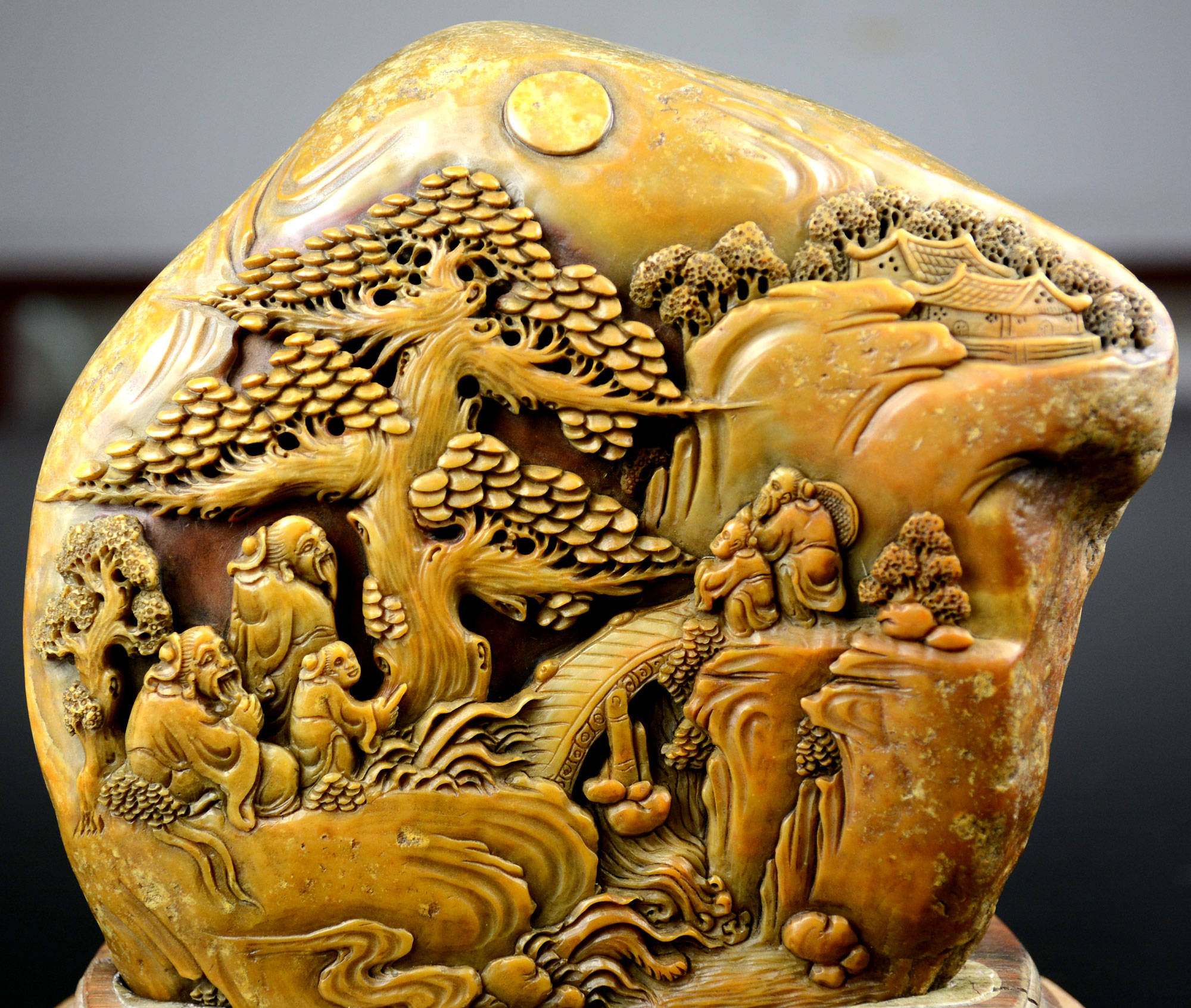清末著名寿山石雕刻大师林元水作品《衣锦还乡》在福