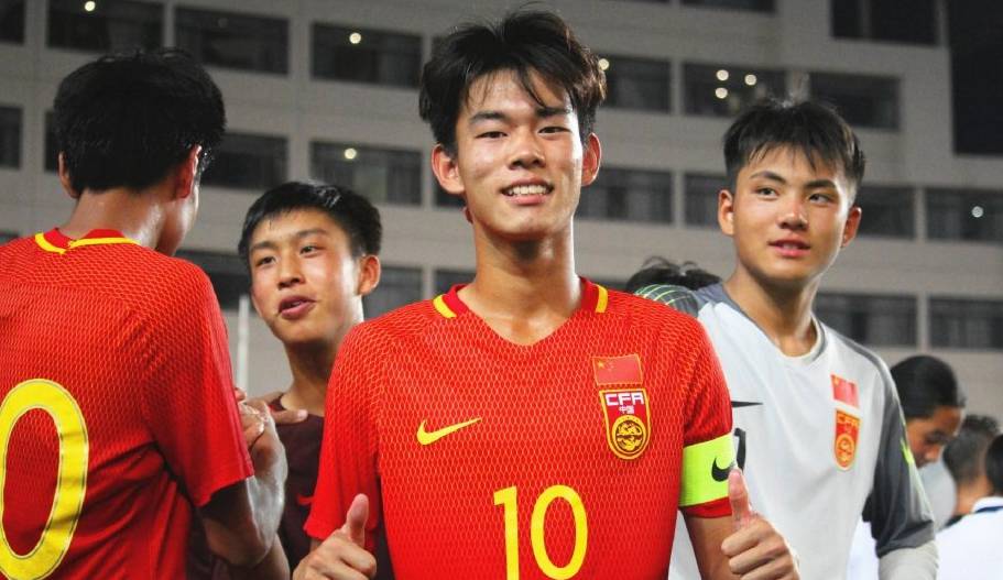 原创鲁能两大新星首发进球,山东队五球大胜对手,球迷:该进一队了