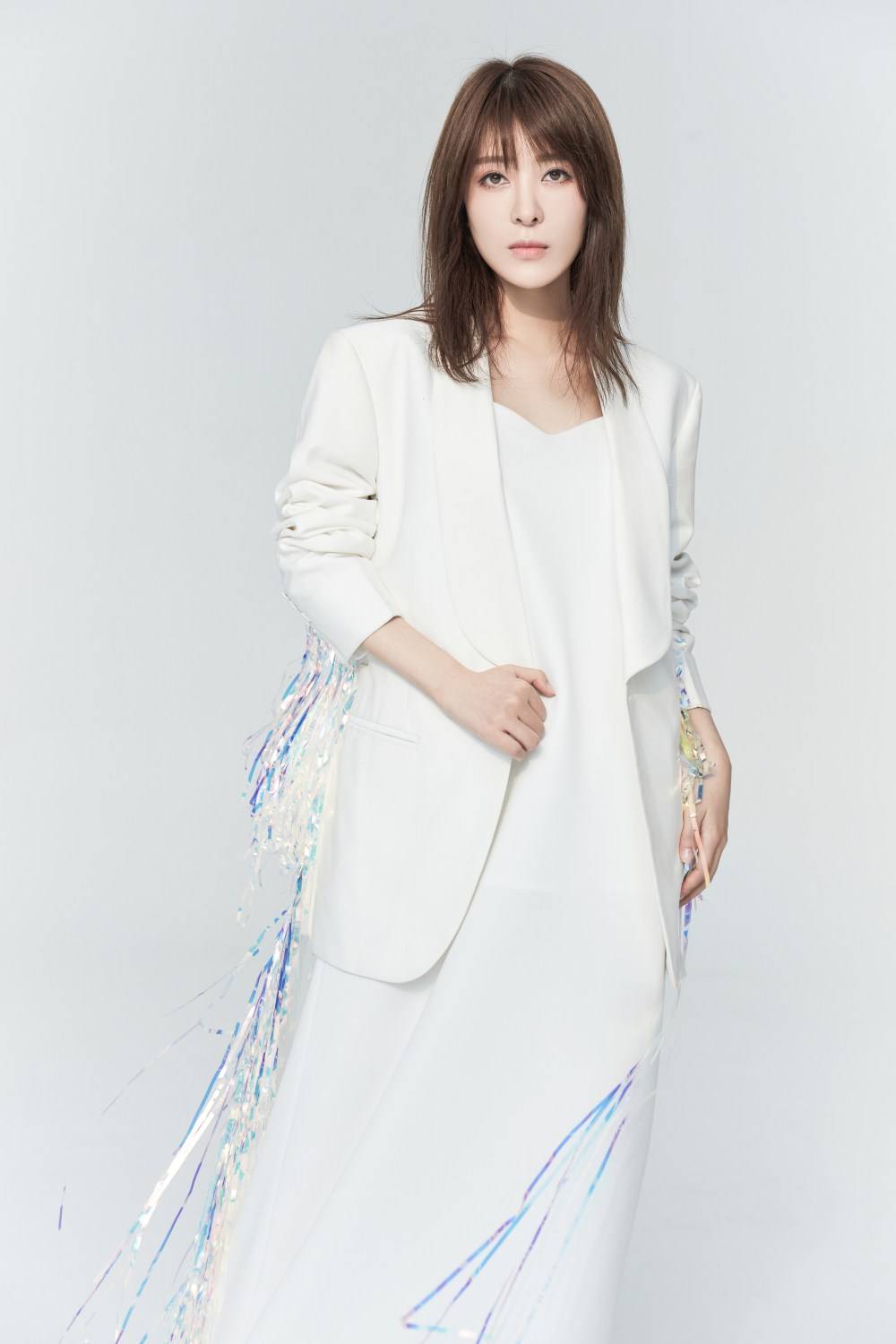 桂莹莹首届演唱会震撼来袭群星荟萃唱响乐坛