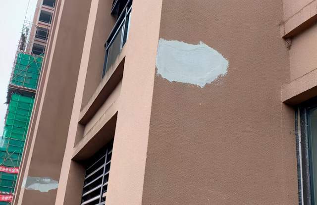 墙面渗水怎么找开发商 f21097ae58384302897c234c81f6fd26.jpeg