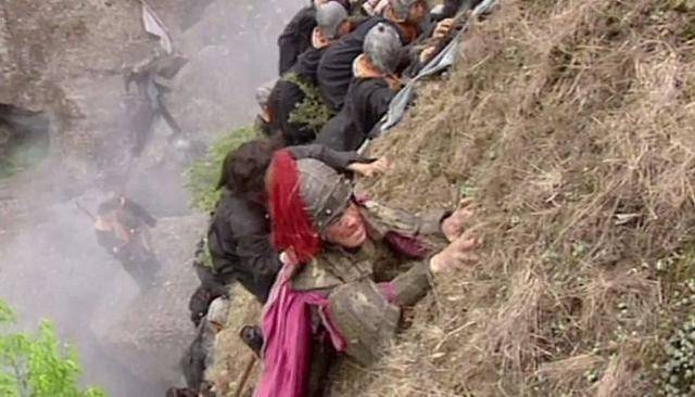 《三国演义》第一百一十七回《邓士载偷度阴平,诸葛瞻战死绵竹》特意