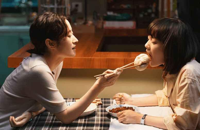 《生活家》:在单亲家庭长大的文淇,总是过度付出,真的好吗?