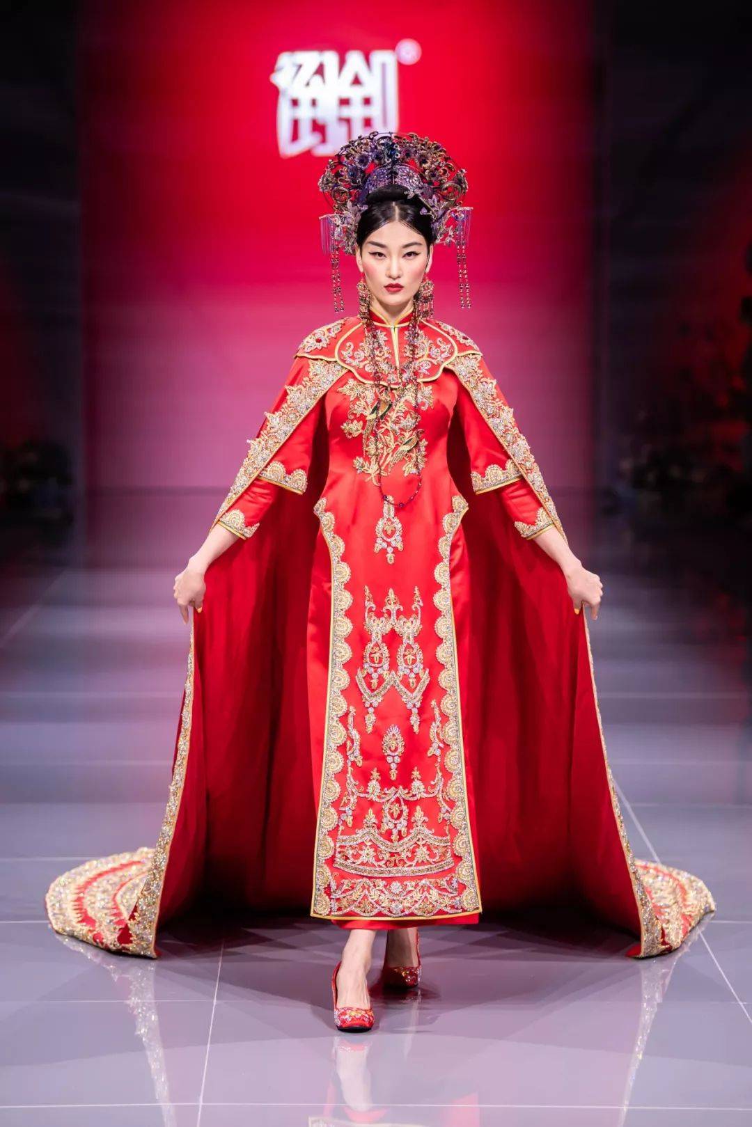 倒叙· 秀场 | 以品牌之力,诠释中国嫁衣故事