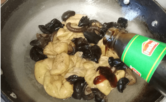 烧什么菜用到甜面酱 0a1cb6dca0ad467f8e68d0d958168b6a.png