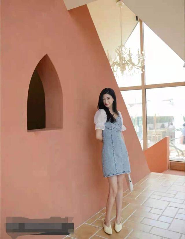 夏天用什么洗衣服干净 6da33e538d43473589c4cf72baadbbfc.jpeg