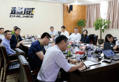 必威betway质保24月！可行驶历程100000里——超威超导石墨烯电池环球首(图8)