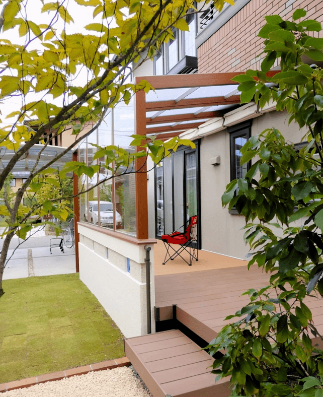 一楼的房子门前像日本做成这样,不费1㎡多个阳光房,幸福感超强