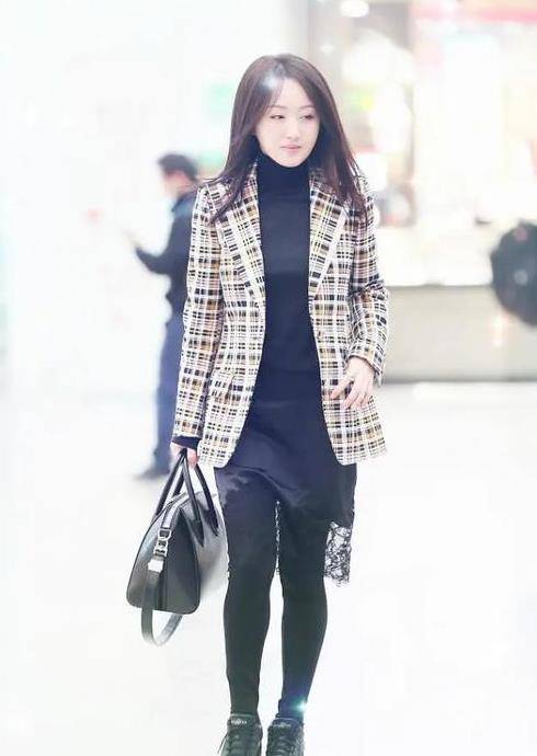 时尚内搭女一整套 4f9d62660cfb4ddea6b96be6446b6f06.jpeg