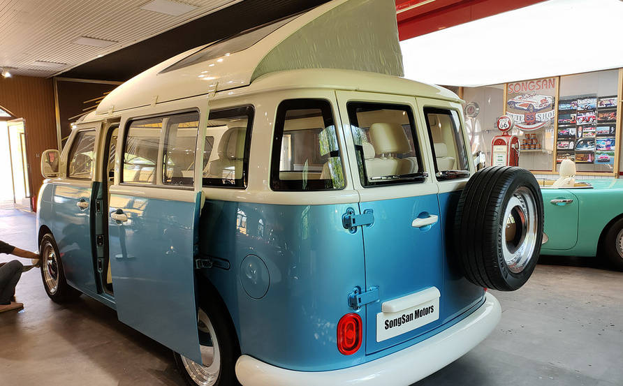 回头率超高的mpv松散summer上市售288万第二排座椅可旋转