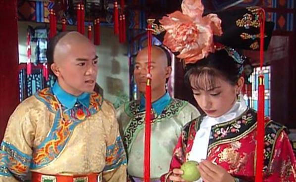 还珠格格小燕子身份被揭穿皇帝没赐死原因很可爱