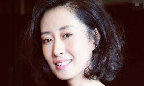 是一个很注重家庭的人,2006年的时候,刘敏涛嫁给了自己的前夫常乐