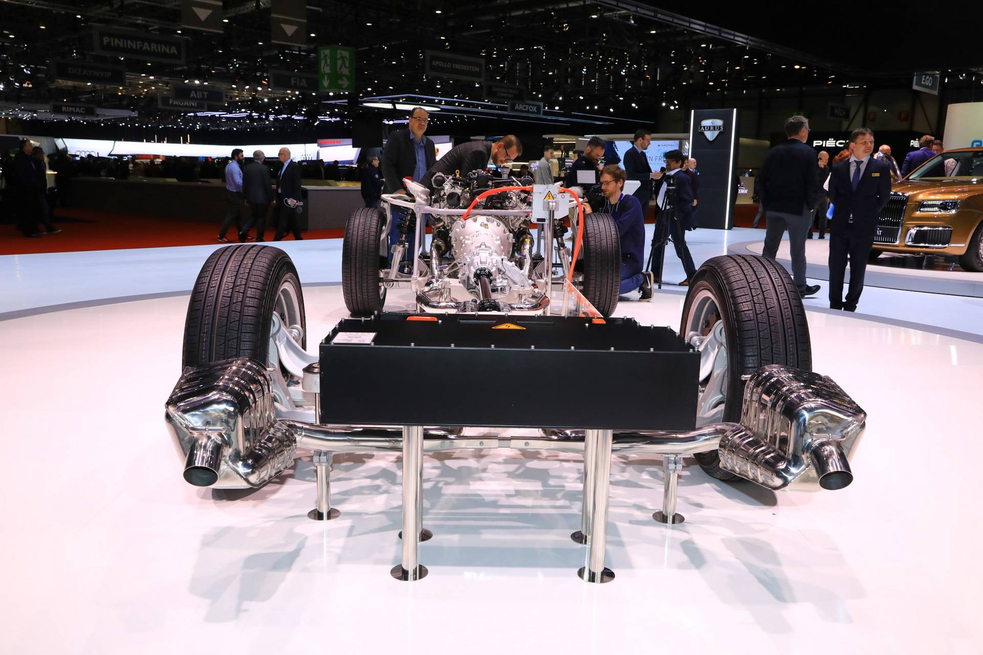 俄罗斯版劳斯莱斯aurussenat正式进入生产阶段