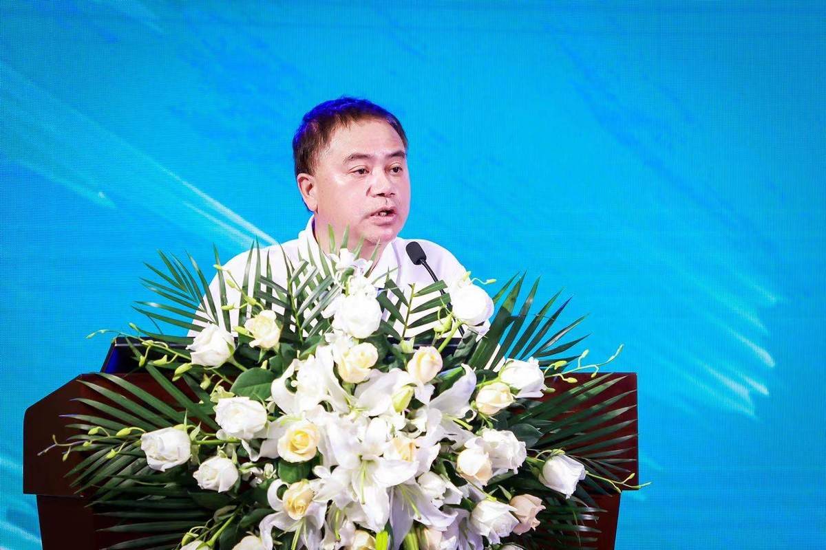 中国初级卫生保健基金会副理事长兼秘书长周庆年致辞