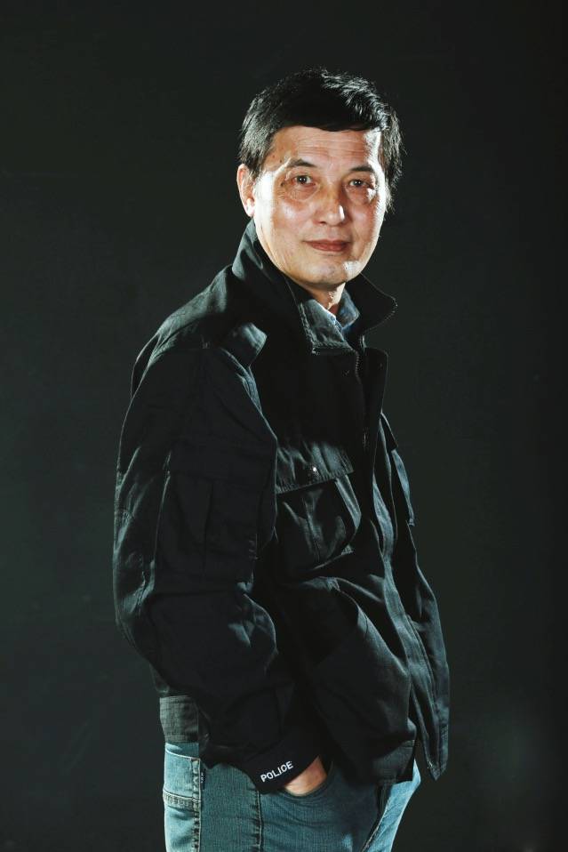 李克己李羚和丈夫丝毫不嫌弃,在狭小的平房里生活多年.