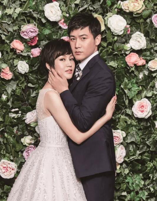 陆毅鲍蕾年轻绯闻 6c4d9e48eb944ed9a6f03f344b7cb478.png