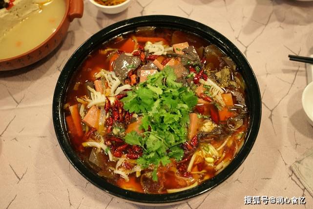 冒菜人均消费_中国人均水果消费支出(3)