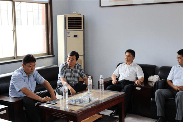 最终圆梦2008年,仇家沟岔村正处在发展的关键时期,村庄经济建设的资金