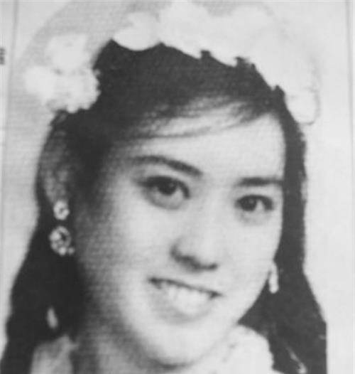 她是上海滩第一美女的女儿 嫁给民国总统 晚年却在寺庙孤独离世 胡友松