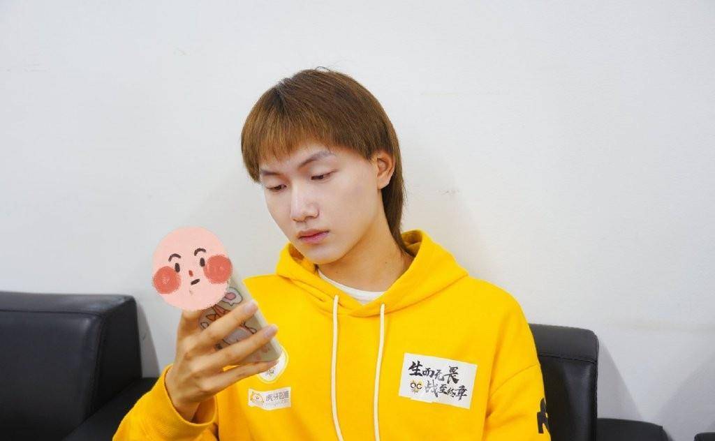 胜利,成都ag超玩会老帅特地在虎扑这一个社交平台上面发布了一则声明