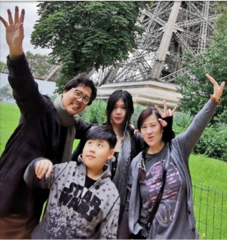 特型演员佟瑞欣:将发胖的病妻当成宝