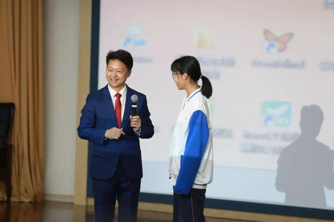 新安龙老师浙江省一级重点高中玉环市楚门中学高三高考励志演讲会