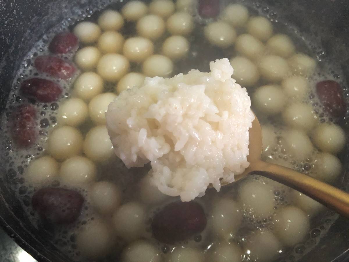 原創自制桂花酒釀小圓子簡單好做營養全面尤其適合女性喝